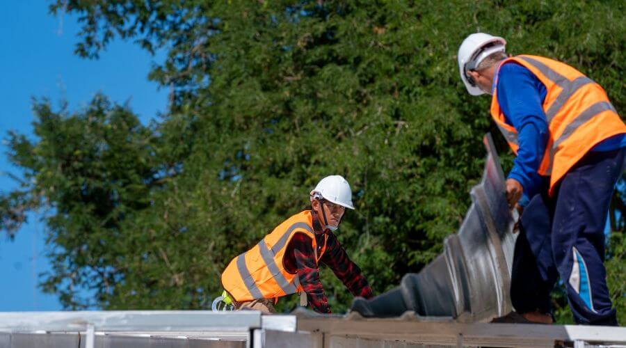Expert top industrial roofings services in Gilman, IA